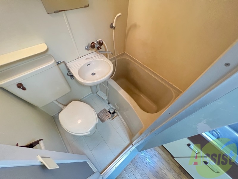 バス・シャワールーム