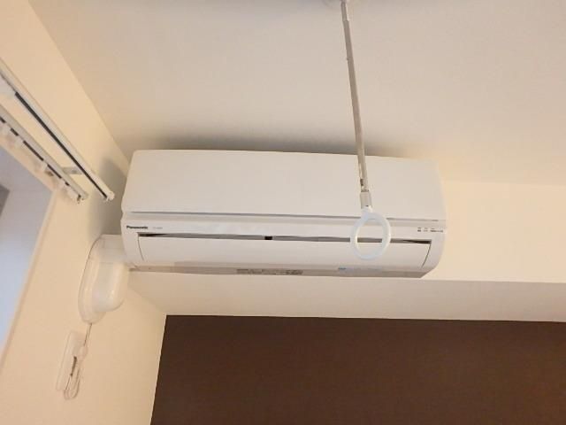 その他　★エアコン★