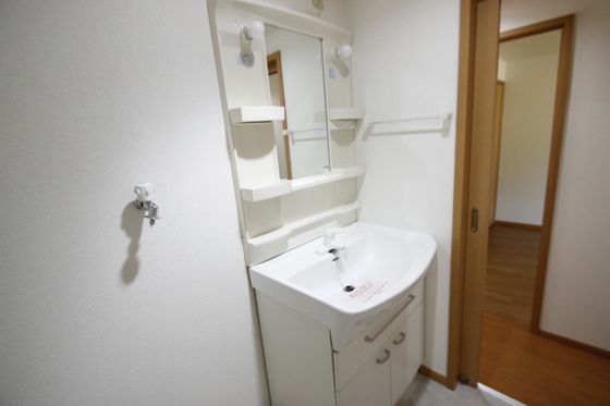 洗面設備　※別部屋の写真です