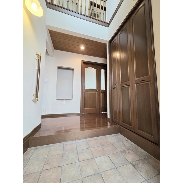 玄関　玄関写真