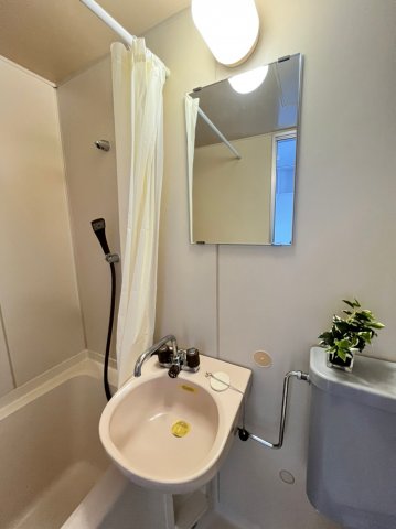 洗面設備　別号室の画像です。ご参考下さい