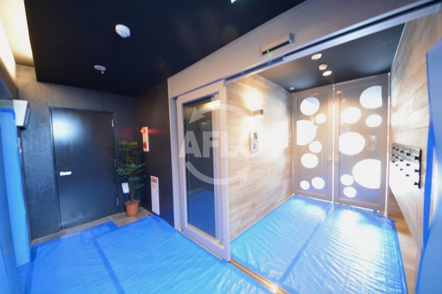 ロビー　ルリーフ真法院　ロビー