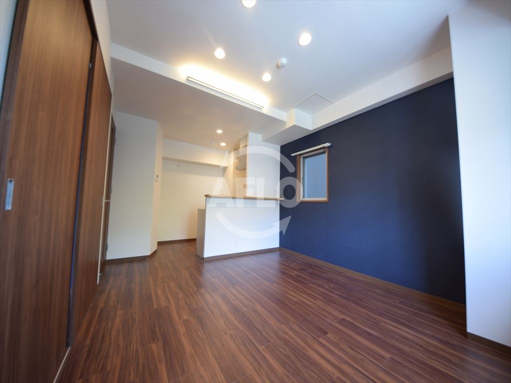 居室・リビング　ルリーフ真法院　リビング