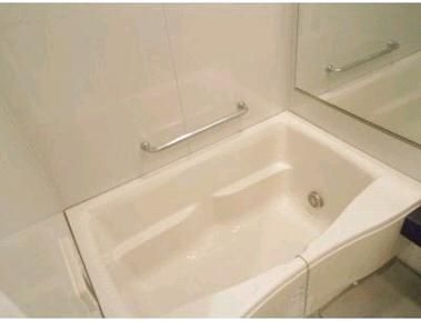 バス・シャワールーム　バスルーム追い焚き機能付き