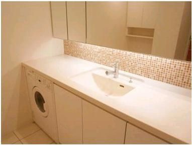 洗面設備　洗濯乾燥機付き