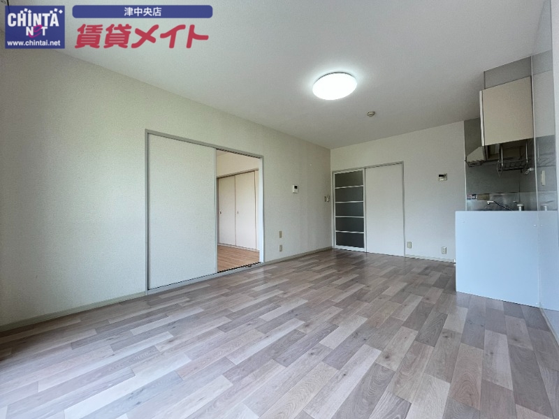 居室・リビング　※同一物件別部屋の写真です