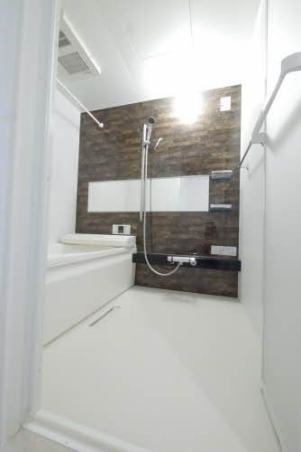 バス・シャワールーム　浴室