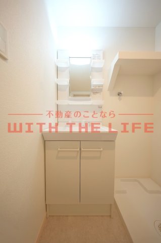 洗面設備　同施工会社の類似物件の写真です。 ※同シリーズ別物件の写真