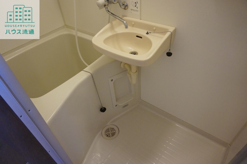 バス・シャワールーム　※別号室同タイプ