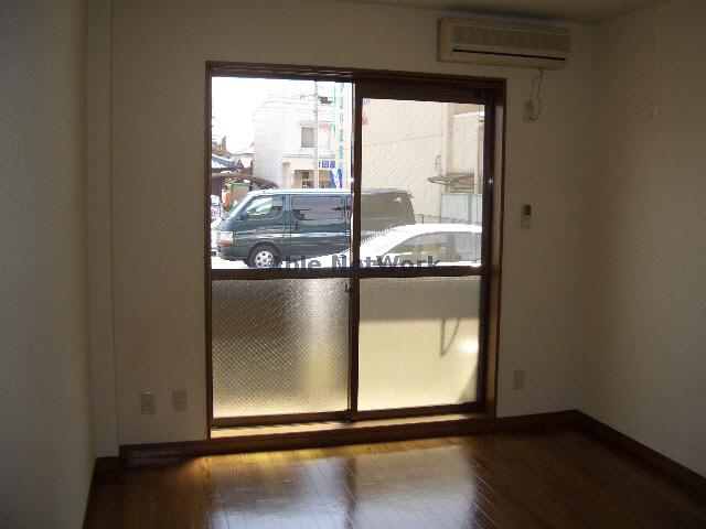 居室・リビング　洋室