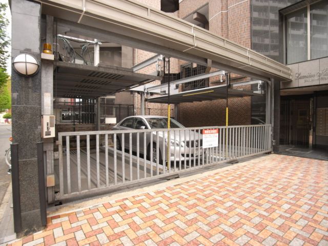 その他設備　駐車場