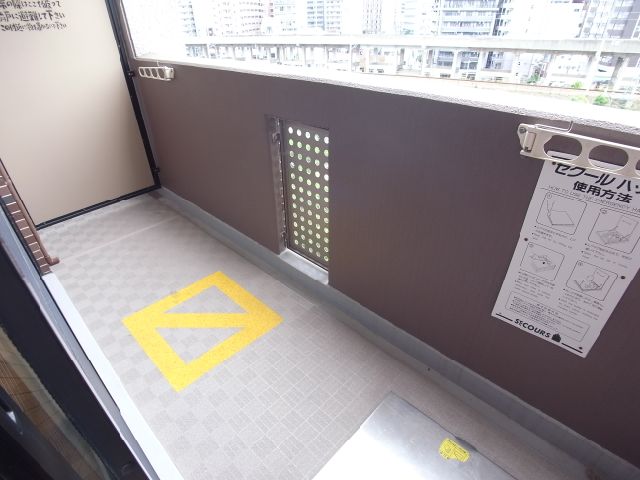 バルコニー　バルコニー