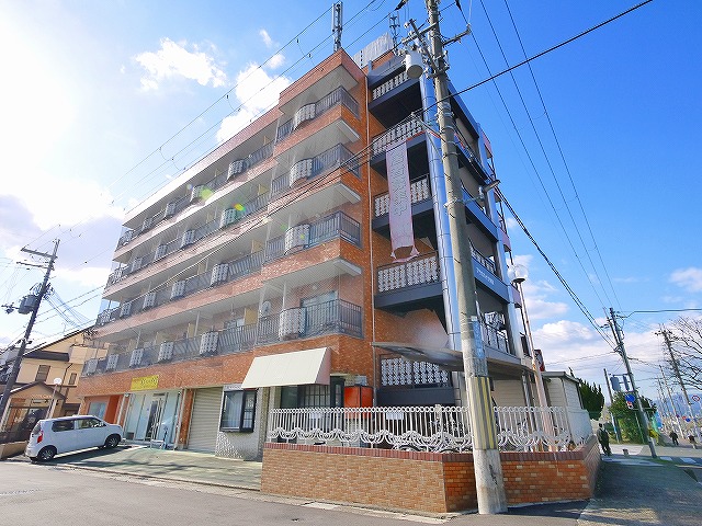 建物外観　キレイな外観です。