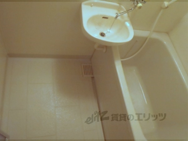 バス・シャワールーム　ユニットバス