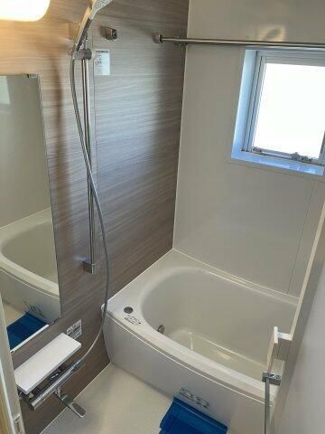 バス・シャワールーム　ゆったり過ごせるお風呂です