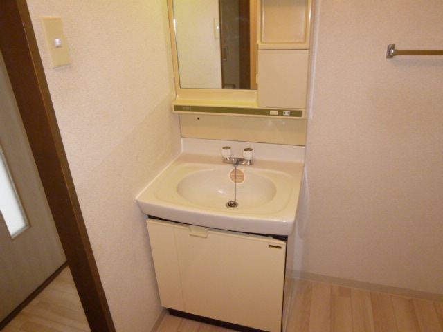 洗面設備　洗髪洗面化粧台に変更