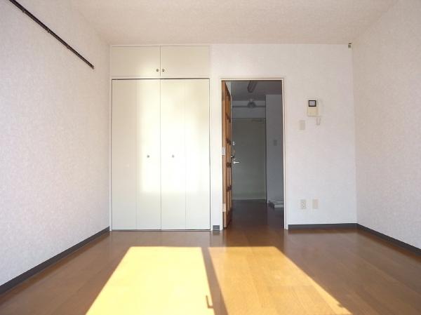 居室・リビング　内装