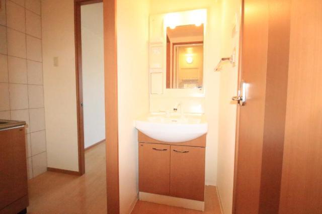 洗面設備　洗髪洗面化粧台