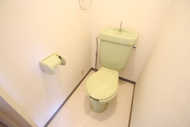 トイレ　同物件別号室