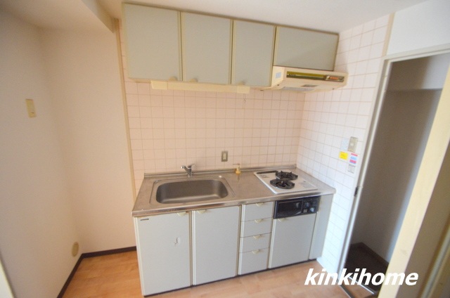 キッチン　写真は参考写真です。現況を優先してください。