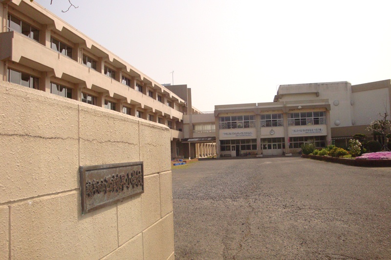 小学校　諫早市立西諫早小学校（小学校）まで1470m