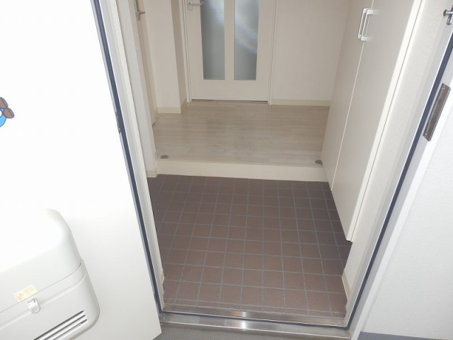 玄関　同型タイプ