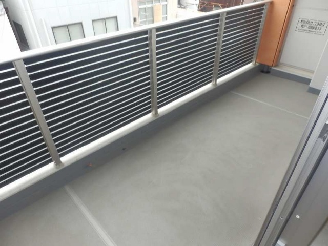 バルコニー　同型タイプ