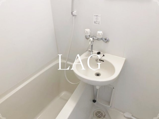 バス・シャワールーム　お風呂です。