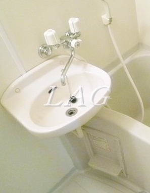 洗面設備　洗面台です。