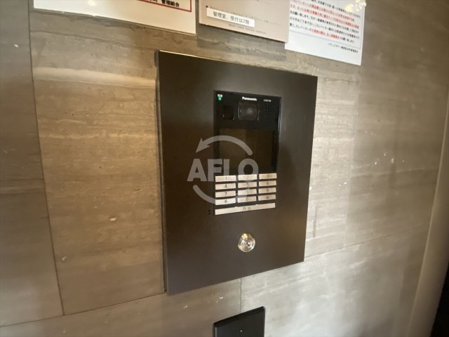 セキュリティ　ブランズタワー御堂筋本町　オートロック