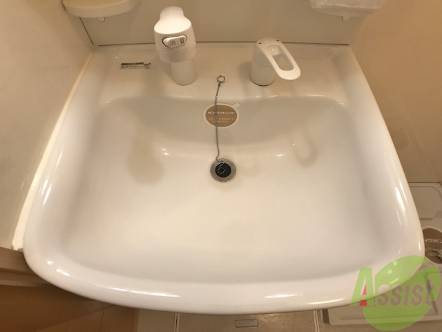 洗面設備　洗面化粧台もあります、身だしなみはこちらで