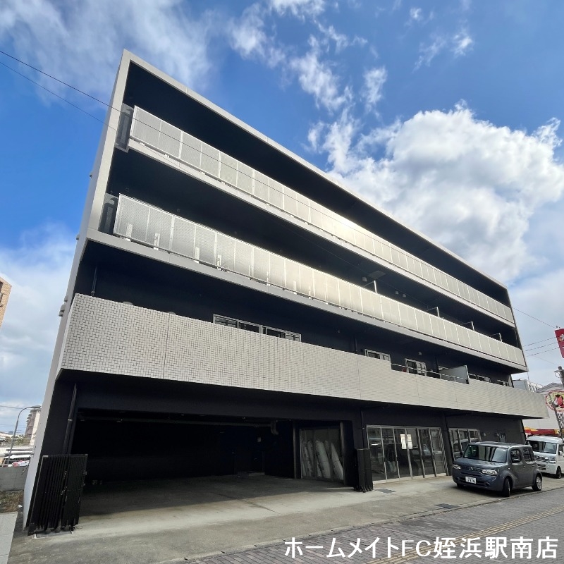 建物外観　★リノベ物件♪★