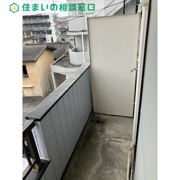 バルコニー　同型