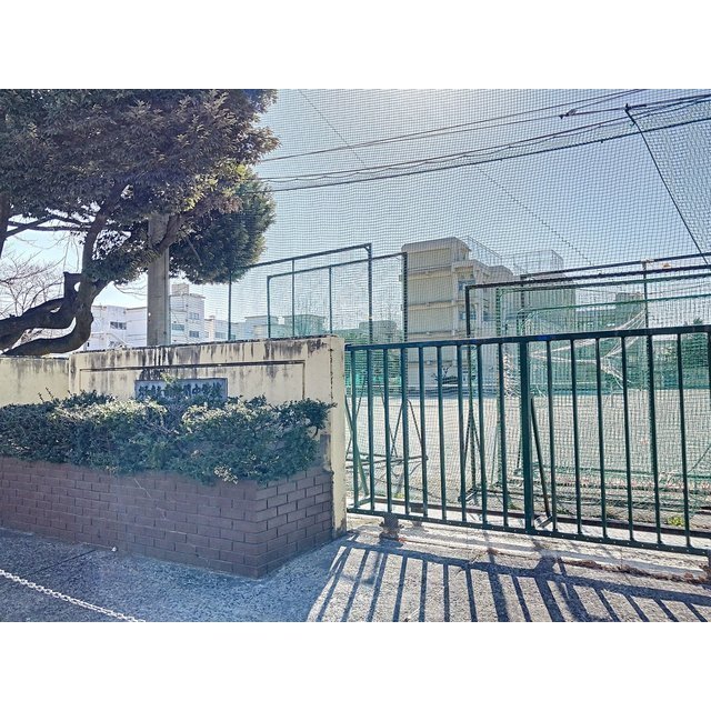 中学校　大和市立　南林間中学校（中学校）まで350m