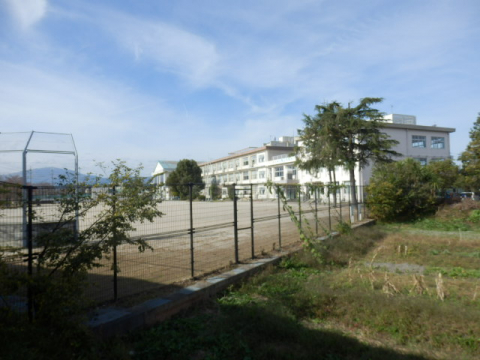 小学校　高島市立新旭南小学校（小学校）まで1600m