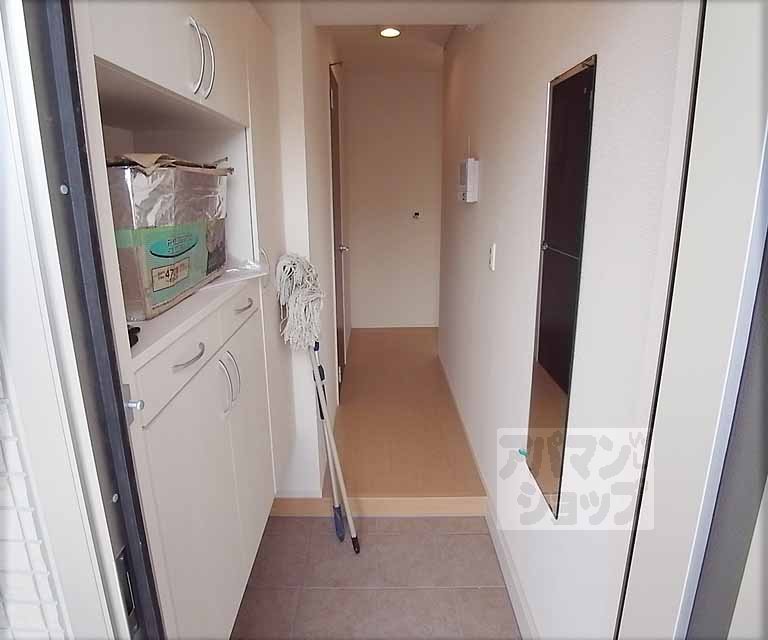 玄関　玄関です。