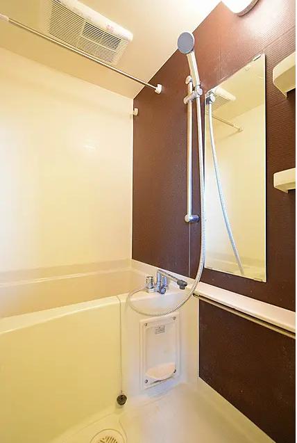 バス・シャワールーム　浴室