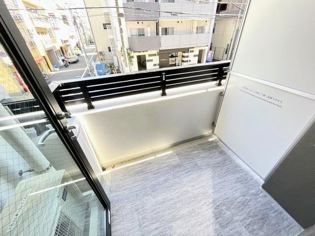 バルコニー
