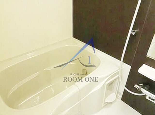 バス・シャワールーム　お風呂です。