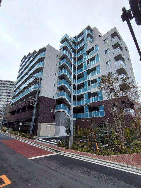 建物外観　オートロック完備