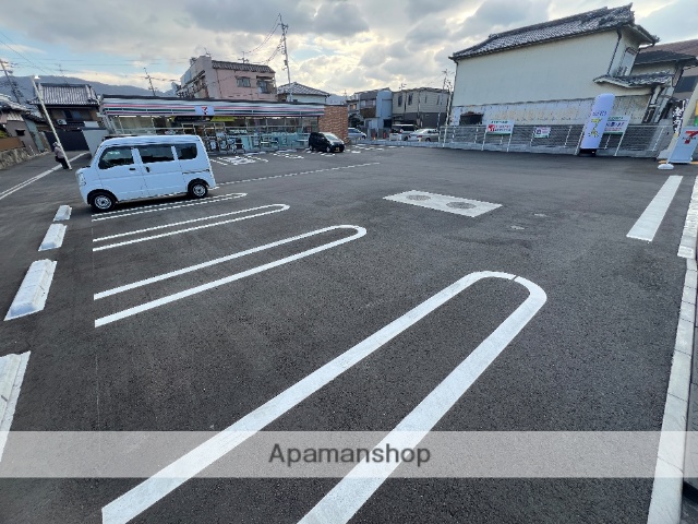 コンビニ　セブンイレブン（コンビニ）まで288m