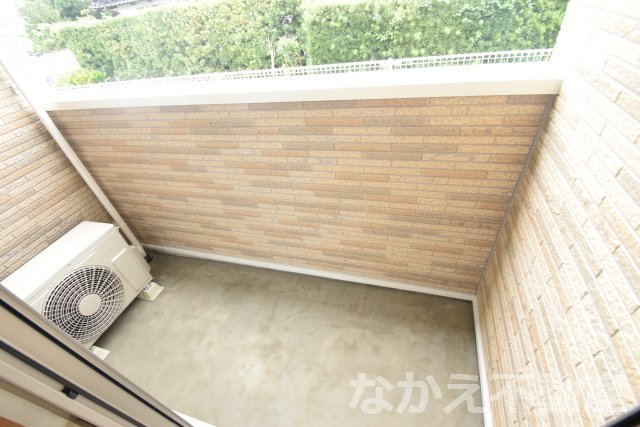 バルコニー　お洗濯にも便利なバルコニー付き