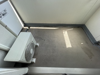 バルコニー　外からの目が気にならないバルコニーで洗濯物が干せます