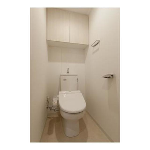 トイレ　※写真は同タイプ住戸です。