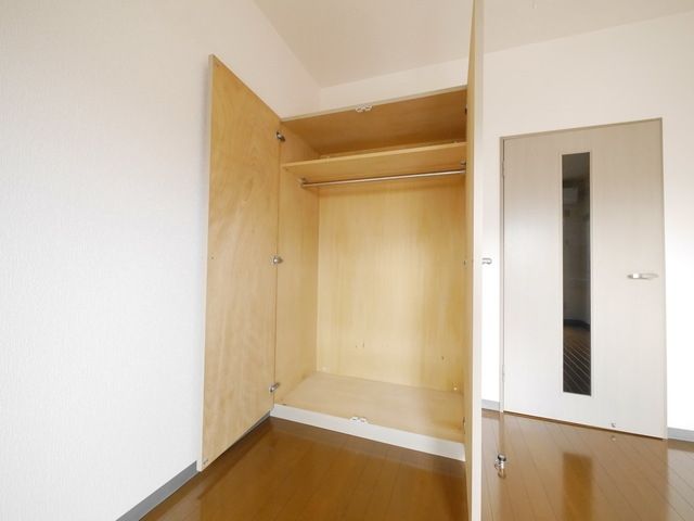 収納　※別部屋参考写真です