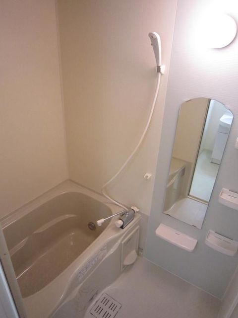 バス・シャワールーム　【浴室】バス