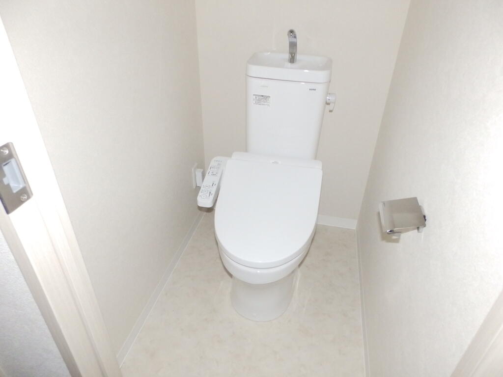 トイレ　ウォシュレット