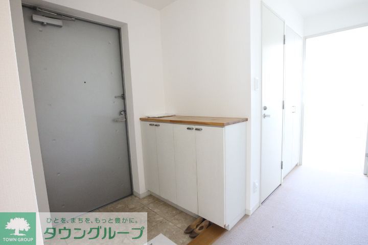 玄関　※参考写真