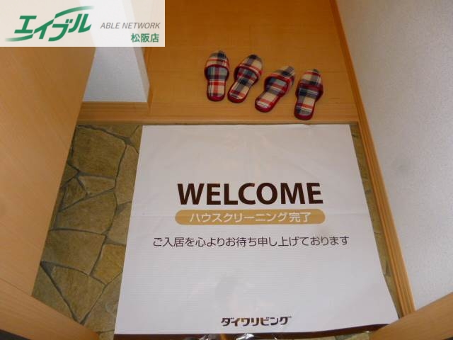 玄関　同型参考写真