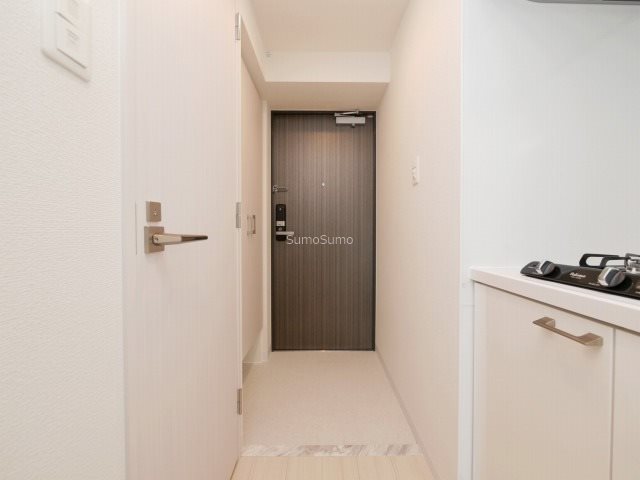 玄関　収納もある玄関です